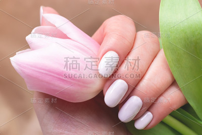 手与指甲-白色象牙指甲