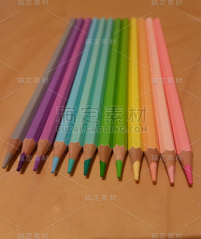 淡颜色的铅笔