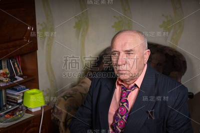 伤心的商人