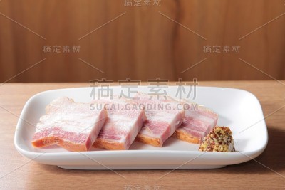 生猪肉或火腿