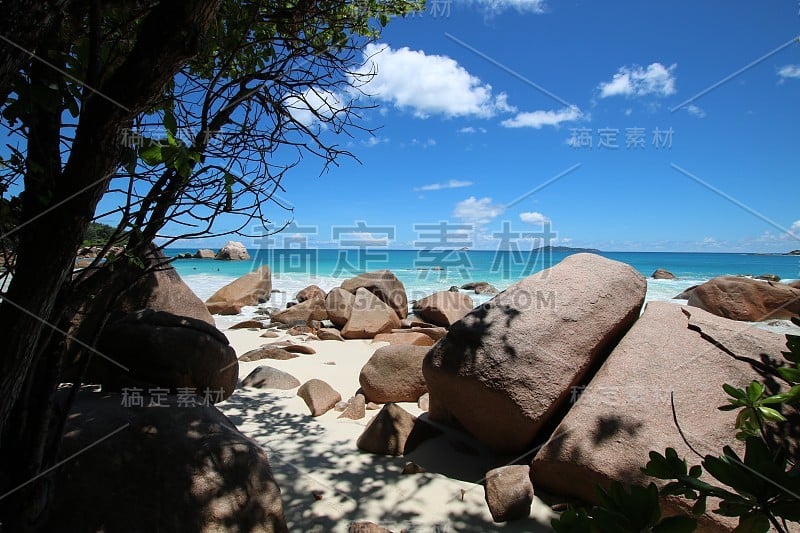 在海滩安塞拉齐奥，普拉林岛，塞舌尔，印度洋，非洲花岗岩