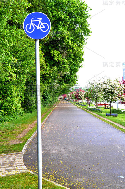 道路标志-自行车道