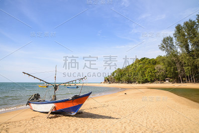 海上的渔船