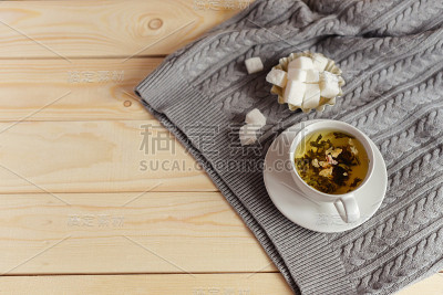 茶加糖精制杯