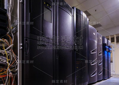 数据中心服务器室