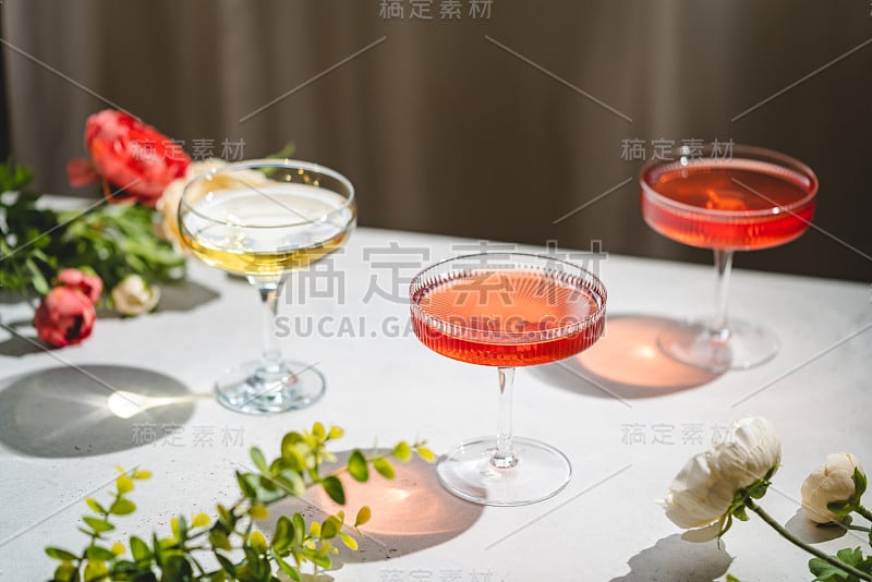 起泡葡萄酒或香槟酒杯