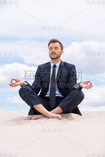 商人冥想。