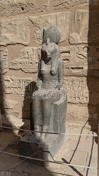 Medinet Habu神庙。埃及卢克索。位于Medinet Habu的拉美西斯三世殡仪馆是埃及卢克