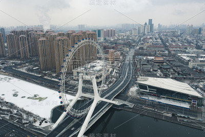 摩天轮的雪