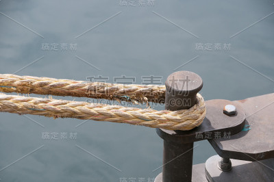 船系绳带缆桩