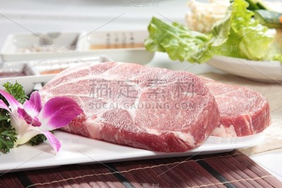 生猪肉或火腿