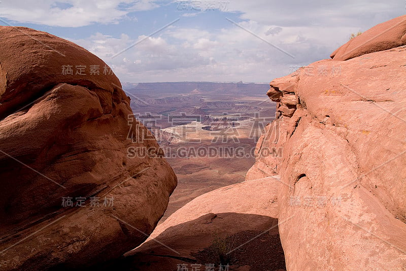 峡谷地犹他州沙漠红色砂岩的形成巨石峡谷西南