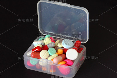 满溢的碉堡