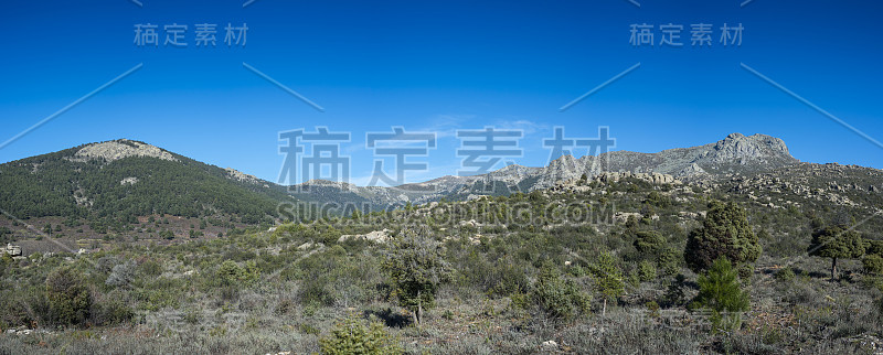 瓜达拉玛山脉全景