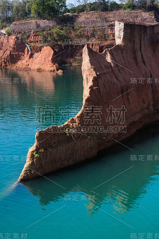 清迈峡谷，风景秀丽，旧弃土矿