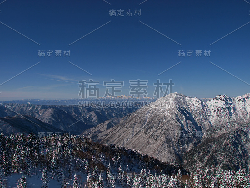 日本保高山/岐阜山的白山