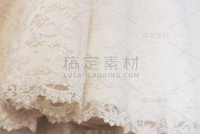 婚礼的花边