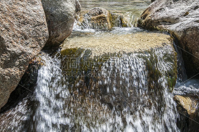 水万岁