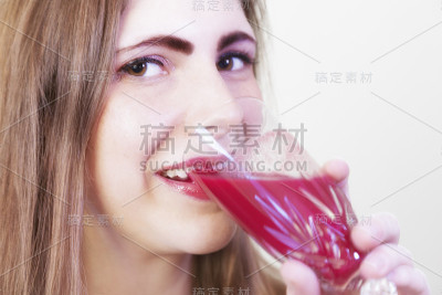 喝果汁