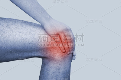 疼痛的腿