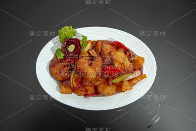 黑色背景上的海鲜