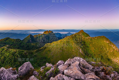 观景山脉国家公园风景从多