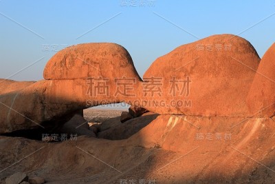 纳米比亚的石拱桥