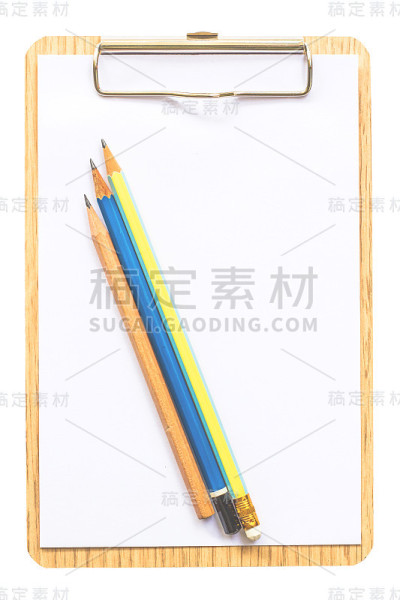 笔记本与铅笔孤立在白色背景
