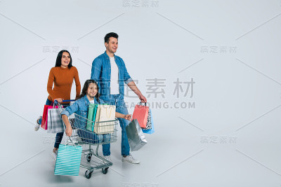 商场里的商品。