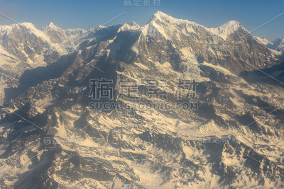 喜马拉雅山山脊鸟瞰图尼泊尔