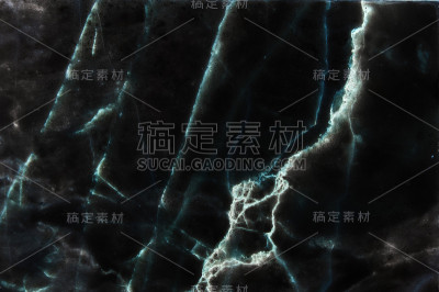 黑色大理石纹理与自然图案为背景。