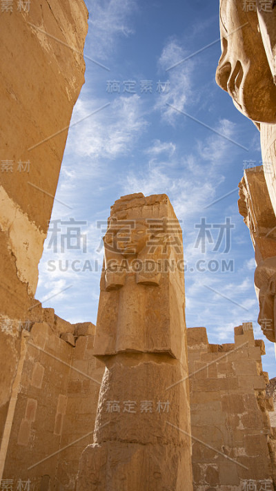 卢克索(埃及):哈特谢普苏特的太平间神庙，也被称为Djeser-Djeseru，是位于埃及上的古埃及