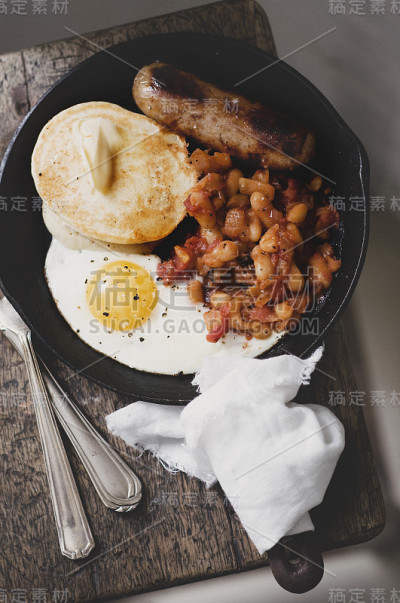 做早餐
