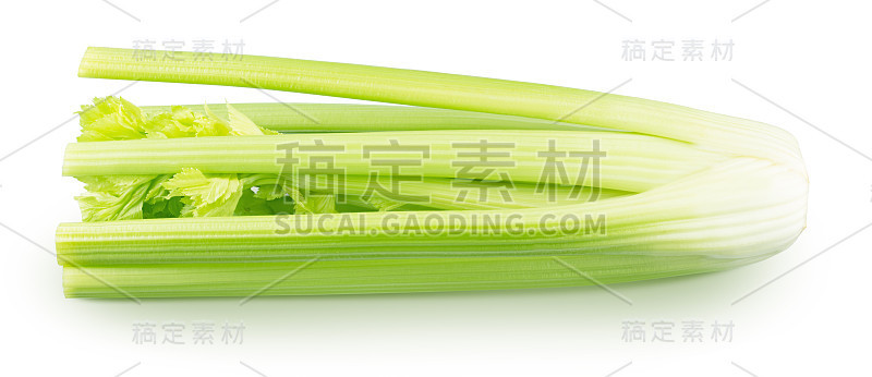 新鲜芹菜茎孤立在白色背景上。