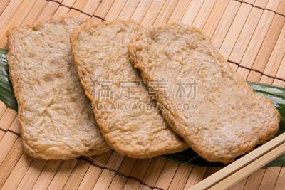 雅科滕