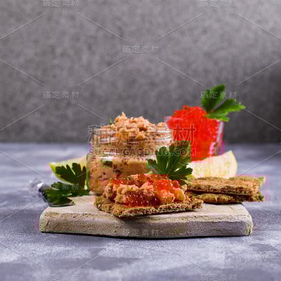 熏鲑鱼馅饼