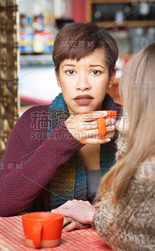 同情朋友的女人