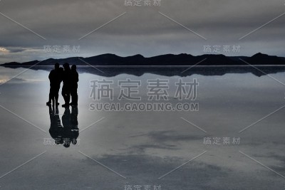 乌尤尼人盐平