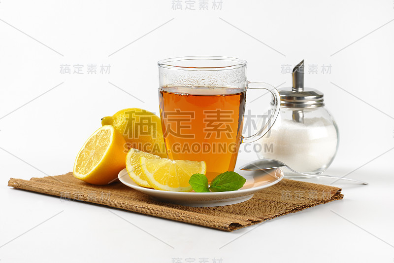 一杯柠檬茶