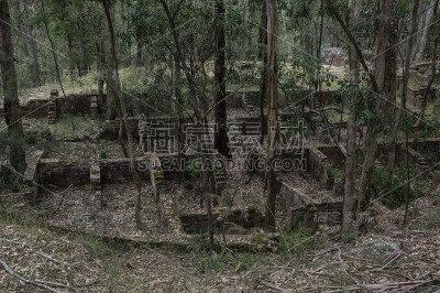联邦石油公司页岩炼油厂废墟
