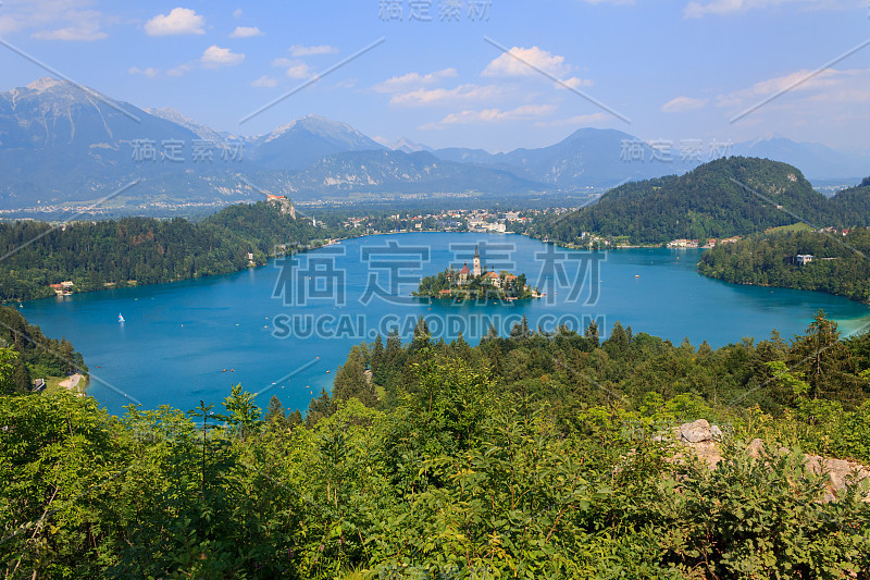 布莱德湖和教堂夏天的岛屿