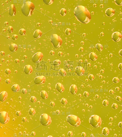 水滴在玻璃杯上