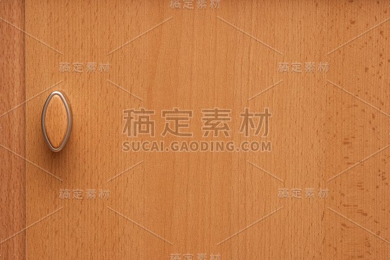橱柜的抽屉