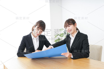 女企业家会议形象