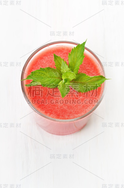 西瓜鸡尾酒杯
