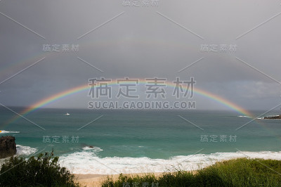 海湾上的彩虹