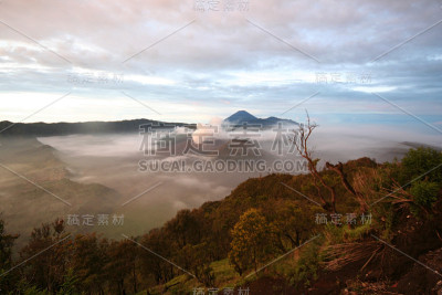 印尼婆罗摩火山