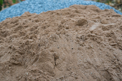 建设沙堆