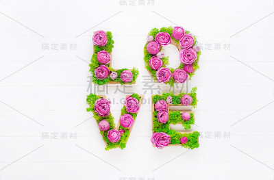花卉组成与卷字母爱字