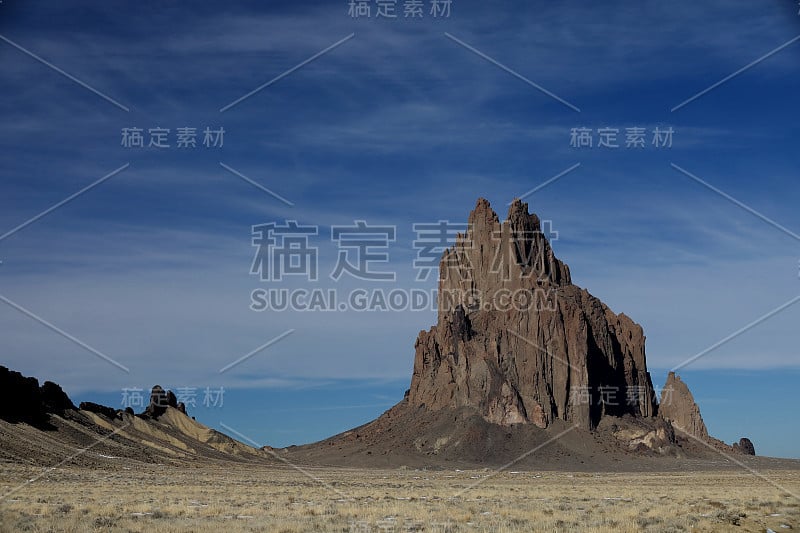 希普罗克，美国新墨西哥州沙漠中的一座伟大的火山岩石山